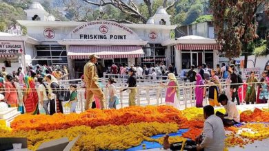 Photo of वैष्णो देवी यात्रा: तीर्थयात्रियों का सुरक्षा कवर दोगुना, अब 10 लाख का होगा बीमा