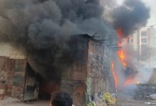 Photo of पटना सिटी के बजरंगपुरी में भीषण आग, कबाड़ दुकान और उत्सव हॉल जलकर खाक