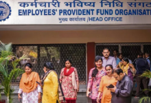 Photo of  प्राइवेट नौकरी वालों को झटका, PF की ब्याज दरों में हो सकती है कटौती; आया बड़ा अपडेट