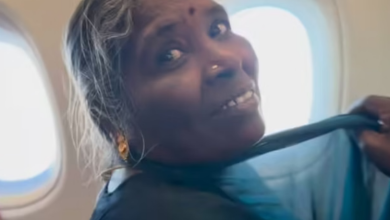 Photo of युवक ने अपनी पहली सैलरी से पूरा किया मां का सपना, वायरल कहानी हर किसी को कर रही भावुक