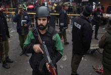 Photo of खैबर पख्तूनख्वा से पंजाब प्रांत तक आतंक का साया, पुलिस वैन पर हमले से सात की मौत