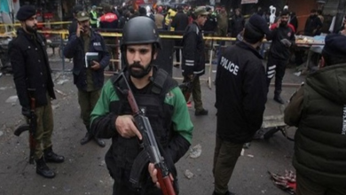 Photo of खैबर पख्तूनख्वा से पंजाब प्रांत तक आतंक का साया, पुलिस वैन पर हमले से सात की मौत