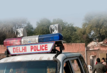 Photo of असाधारण बहादुरी के लिए दो कांस्टेबल को मिला आउट-ऑफ-टर्न प्रमोशन, वीरता पुरस्कार के लिए भी नामांकित