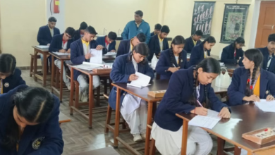 Photo of यूपी बोर्ड परीक्षा: 3 दिन पहले से होगी कक्ष निरीक्षकों की रिपोर्टिंग