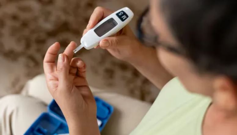 Photo of डायबिटीज के लिए सिर्फ HbA1c टेस्ट पर निर्भर रहना हो सकता है गलत? 