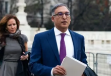 Photo of भारतवंशी वकील नील कत्याल की दलीलों के आगे टिक नहीं सका ट्रंप टैरिफ