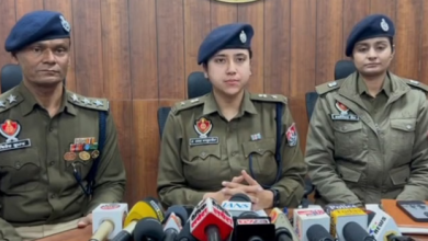 Photo of खन्ना: पुलिस ने 10 इमिग्रेशन सेंटरों पर एक साथ मारे छापे