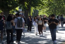 Photo of कनाडा में घटी विदेशी छात्रों की संख्या: 61% की आई कमी