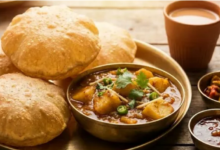 Photo of नाश्ते में बनाएं खस्ता बेड़मी पूरी और चटपटी आलू की सब्जी