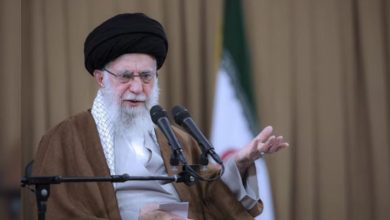 Photo of एयरस्पेस बंद, एयर स्ट्राइक का खतरा: ईरान-खाड़ी तनाव में जम्मू-कश्मीर के आठ हजार लोग फंसे