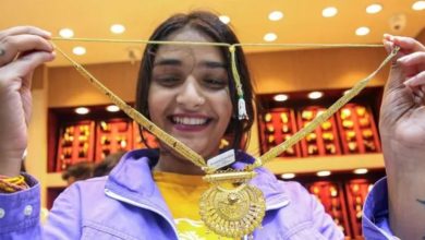 Photo of सोना-चांदी में हाहाकार! ₹12500 तक टूटी सिल्वर, गोल्ड ₹1.50 लाख के करीब पहुंचा