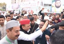 Photo of  मुबारकबाद देने ऐशबाग ईदगाह पहुंचे अखिलेश यादव