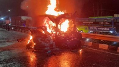 Photo of पानीपत में भीषण हादसा, बस की टक्कर से ईको वैन में लगी आग…
