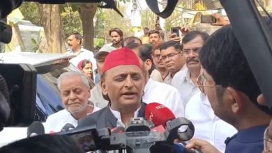 Photo of  शंकराचार्य अविमुक्तेश्वरानंद से मिले अखिलेश यादव