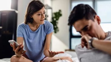 Photo of सिर्फ लड़ाई-झगड़ा से नहीं आती दूरी, आपकी इन आदतों के कारण भी खोखला हो सकता है रिश्ता