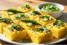 Photo of मार्केट से क्यों खरीदना जब घर पर ही बन सकता है सॉफ्ट और स्पंजी ढोकला