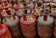 Photo of हरियाणा में LPG सिलेंडरों की कालाबाजारी…अवैध उपयोग पर 8 FIR दर्ज