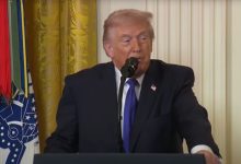 Photo of ट्रंप के व्हाइट हाउस बॉलरूम प्रोजेक्ट का भारी विरोध