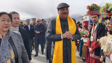 Photo of पहली बार लद्दाख पहुंचे भारत के मुख्य न्यायाधीश, लेह और कारगिल में करेंगे न्यायालय परिसरों का उद्घाटन