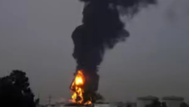 Photo of कुवैत एयरपोर्ट पर लगी आग, ईरान ने ड्रोन से फ्यूल टैंक पर किया हमला