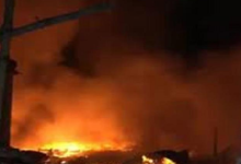 Photo of दिल्ली में भीषण हादसा: रिठाला में आग ने मचाई तबाही, 50 से ज्यादा झुग्गियां जलकर खाक