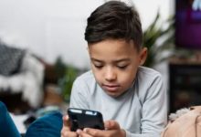 Photo of घटता ध्यान, बढ़ती बेचैनी; जानिए शॉर्ट वीडियो की लत आपके बच्चों के दिमाग पर क्या असर डाल रही है?