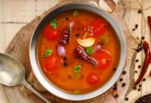 Photo of बदलते मौसम में बार-बार पड़ रहे हैं बीमार? डाइट में शामिल करें टमाटर रसम