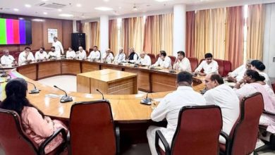 Photo of एकदिवसीय विशेष सत्र की कार्यवाही शुरू, 3 निलंबित विधायक भी पहुंचे