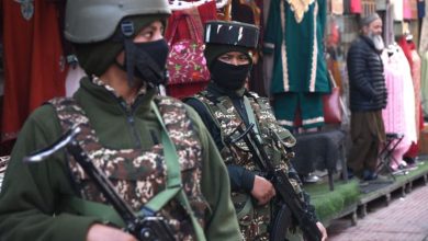 Photo of पहलगाम बरसी पर हाई अलर्ट, जम्मू-श्रीनगर हाईवे पर CRPF ने किया मॉक ड्रिल अभ्यास