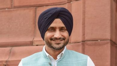 Photo of  ‘आप’ छोड़ते ही हरभजन सिंह की Z+ सिक्योरिटी वापस ली, मान सरकार का बड़ा एक्शन