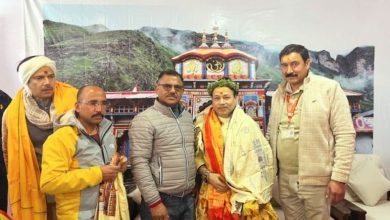 Photo of गायक कैलाश खेर पहुंचे बदरीनाथ धाम