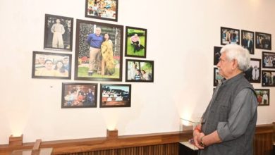 Photo of पाकिस्तानी गोलाबारी में बलिदान अफसर, उपराज्यपाल मनोज सिन्हा ने डॉ. थप्पा स्मृति स्थल का किया उद्घाटन