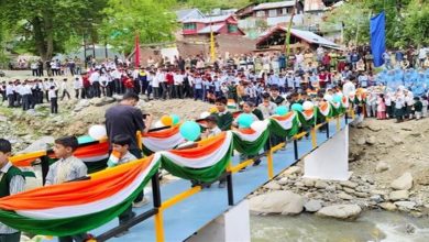 Photo of कश्मीर में नया पुल बनने से लोगों को मिली राहत