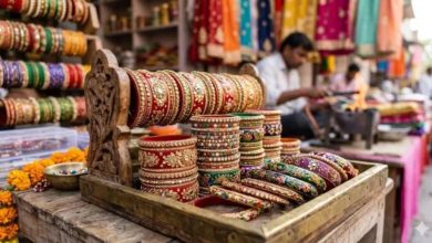 Photo of पेड़ की टहनियों से लेकर सुहाग की निशानी बनने तक: जानिए कैसे तैयार होती हैं लाख की चूड़ियां