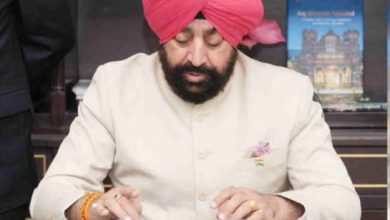 Photo of उत्तराखंड: प्रदेश में जनगणना का पहला चरण, राज्यपाल ने स्व-गणना कर किया शुभारंभ