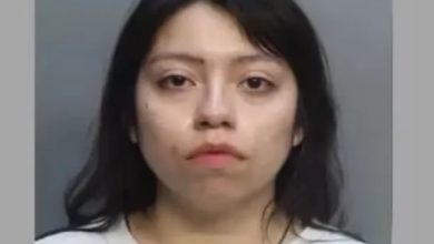 Photo of बेंजामिन नेतन्याहू से अपने कॉलेज पर बमबारी करने की अपील पर अमेरिकी छात्रा गिरफ्तार