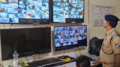 Photo of UP: रेलवे स्टेशन पर रोती मिली तीन वर्षीय मासूम, जीआरपी ने खोज निकाला परिवार