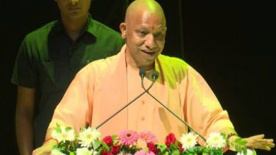 Photo of  किसानों को सीएम योगी ने दी बड़ी राहत, बिना फार्मर रजिस्ट्री सरकारी क्रय केंद्रों में बेच सकेंगे गेहूं