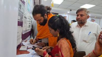 Photo of महाकुंभ वाले IIT बाबा अभय सिंह ने की शादी, पत्नी संग पहुंचे झज्जर वाले घर