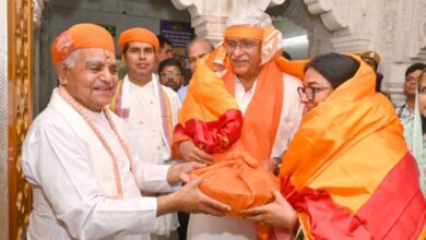 Photo of श्रीनाथजी के दर्शन करने नाथद्वारा पहुंचे केंद्रीय पर्यटन मंत्री