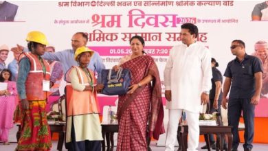 Photo of अंतरराष्ट्रीय श्रमिक दिवस: सीएम रेखा गुप्ता ने बांटी सुरक्षा व शिक्षा किट