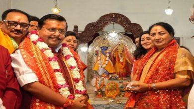 Photo of बंगाल जीत के बाद भाजपा दिल्ली में सक्रिय, सीआर पार्क पहुंचे अध्यक्ष नितिन नवीन और सीएम रेखा