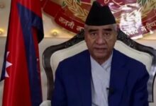 Photo of नेपाल के पूर्व पीएम शेर बहादुर देउबा और उनकी पत्नी की गिरफ्तारी पर सुप्रीम कोर्ट की रोक