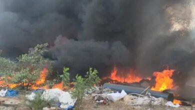 Photo of पीथमपुर: बैग बनाने वाली फैक्टरी में भीषण आग, 90 मजदूरों को सुरक्षित निकाला गया