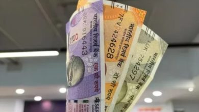 Photo of  रुपया सात पैसे टूटकर 95.73 प्रति डॉलर के नए सर्वकालिक निचले स्तर पर