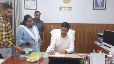 Photo of UP: सीबीएसई-सीआईएससीई के 30 स्कूलों की जांच शुरू, महंगी किताबें बेचने पर प्रशासन सख्त