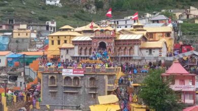 Photo of  स्क्रीनिंग से बच रहे श्रद्धालु, बदरीनाथ धाम पहुंचने पर बिगड़ रही तबीयत