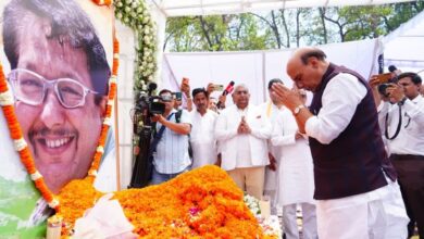 Photo of  निशानेबाज जसपाल राणा की त्रयोदशी में पहुंचे राजनाथ सिंह और सीएम धामी, दी श्रद्धांजलि