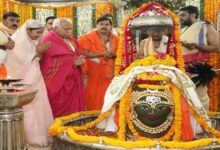 Photo of महाकाल की शरण में पहुंचे सीएम और केंद्रीय मंत्री, प्रदेश की सुख-समृद्धि की कामना की…