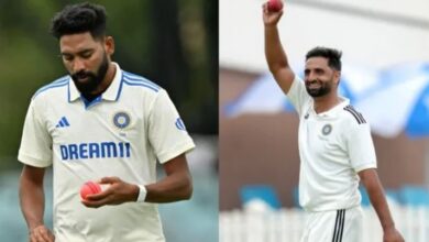 Photo of Mohammed Siraj के खेलने पर सस्पेंस, 6 फीट 5 इंच लंबे खिलाड़ी को मिल सकता है डेब्यू का मौका